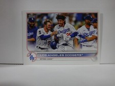 2022 Topps Series 2 #469 Los Angeles Dodgers - BELLINGER TEAM BASE BASEBALL CARD