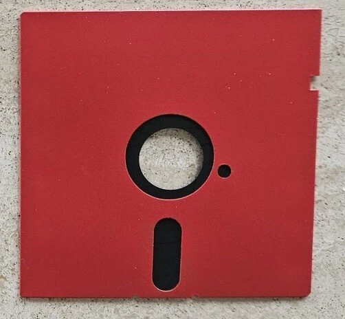 Disquetes DS/DD 5,25. Pack de 10 nuevos. ¡MANGAS DE DISCO INCLUIDAS! Foto 2 de 3