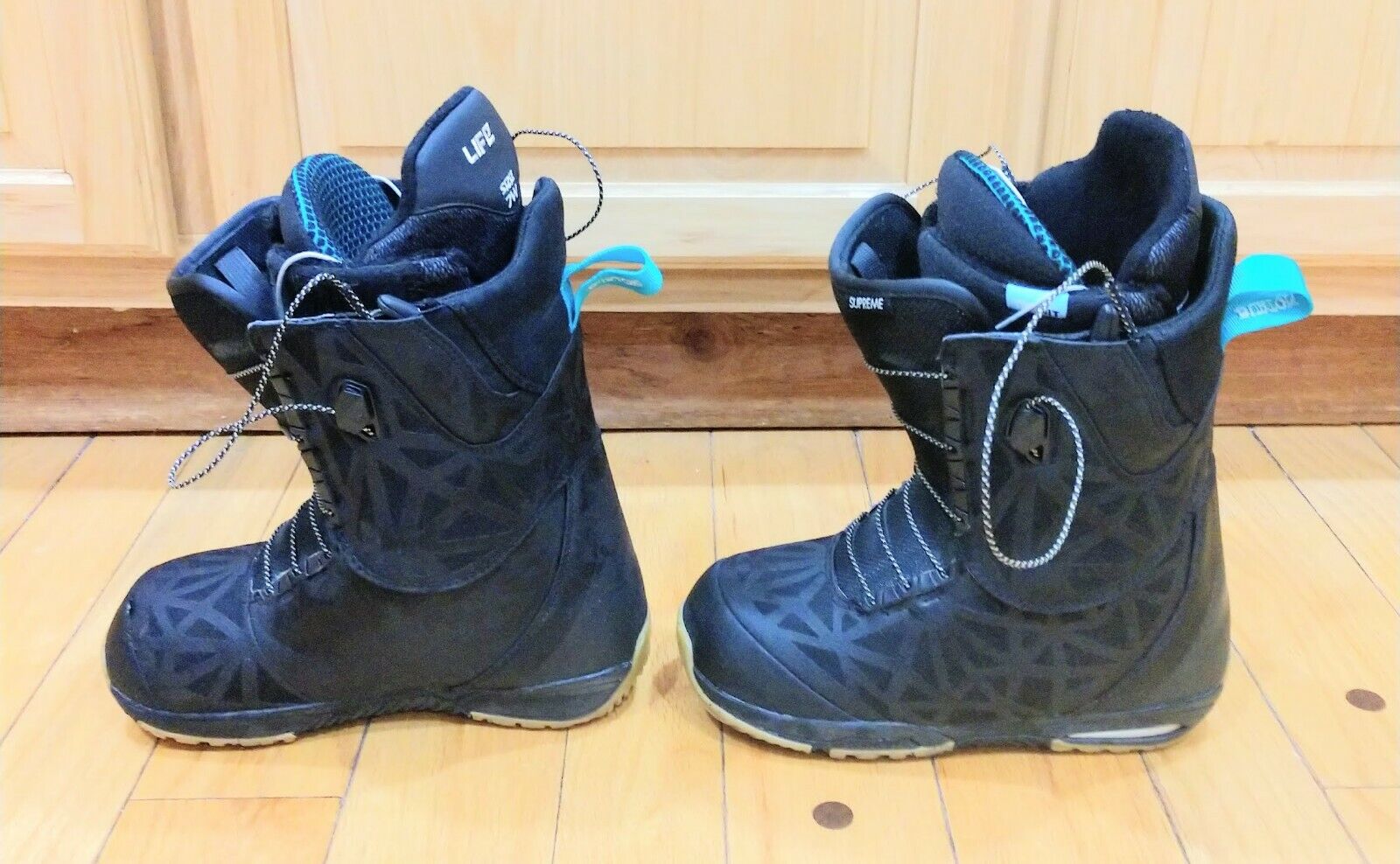 2018 2019 BURTON WOMENS SUPREME SNOWBOARD BOOTS SIZE 7 LIFE LINER PERFECT  !!!