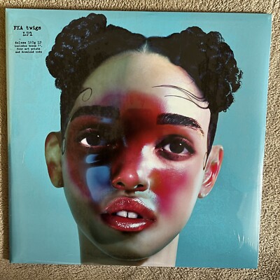 FKA TWIGS ''LP1'' DELUXE VINYL LP INKL. BONUS 7'' + 4 KUNSTDRUCKE NEU VERSIEGELT/NEUF
