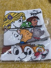 Disney Rapunzel Pouch Marie Chip and Dale