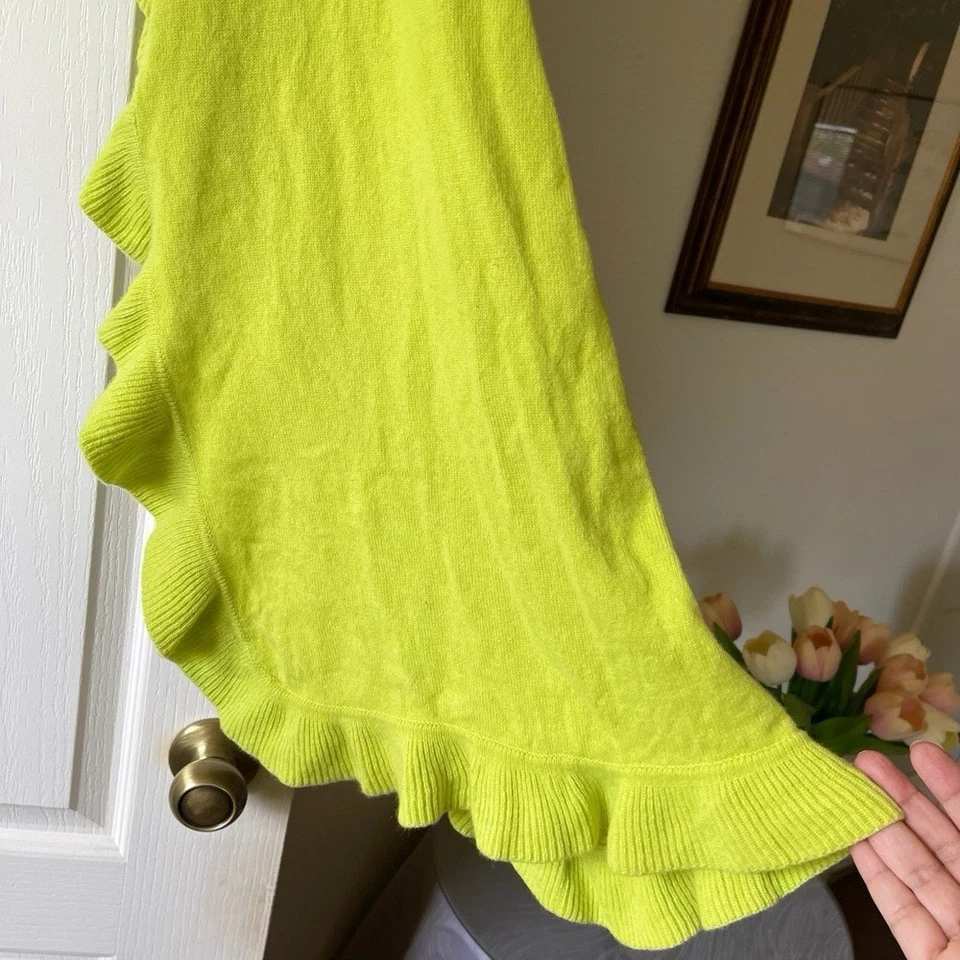 Lilly Pulitzer Cashmere Ruffle Wrap Spring Winter Scarf Shawl Lime Green OS EUC - Image 2 of 4