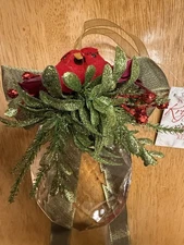 Kissing Krystals Jumbo Christmas Ornament Cardinals Birds Acrylic Prism NWT