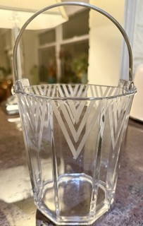 Vintage 1930’s Art Deco Etched Glass Ice Bucket W/ Silver Tone Handle Stunning