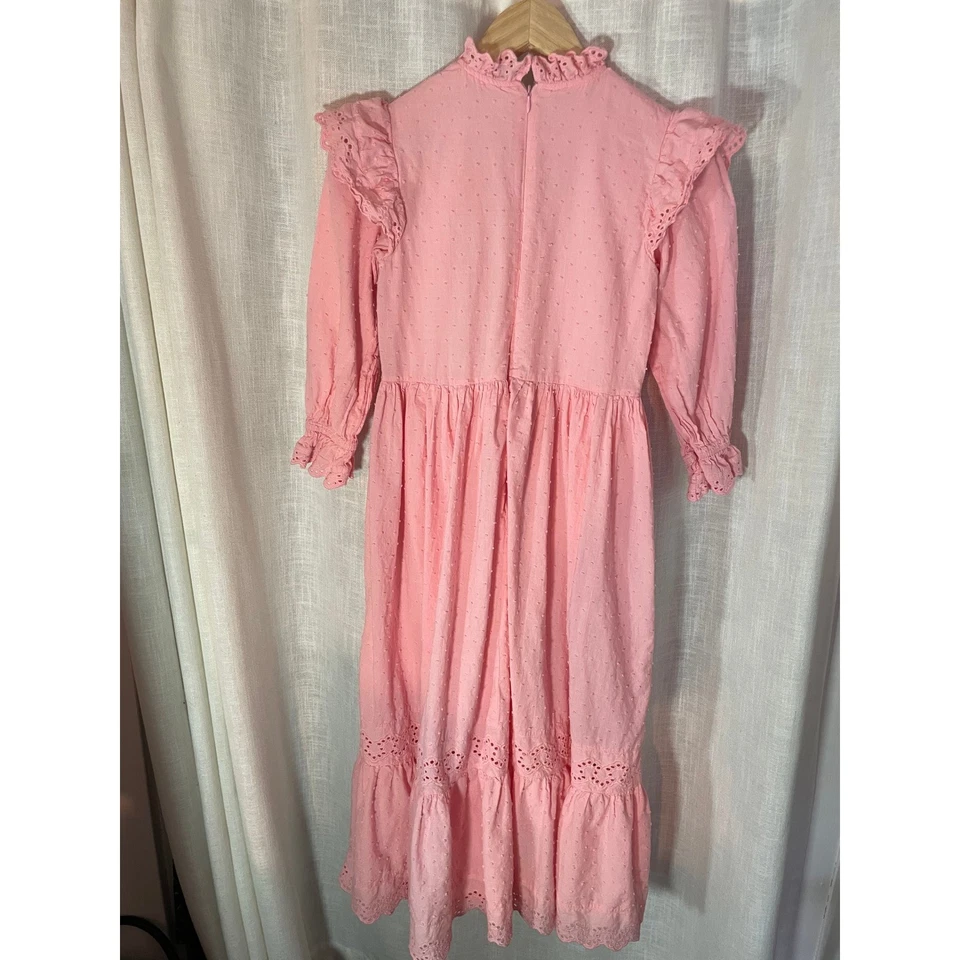 Vestido Vintage Y2K Miss Me Rosa Pradera Niñas 11/12 Cottagecore Ojales Volantes Usado en Excelente Condición Foto 2 de 4