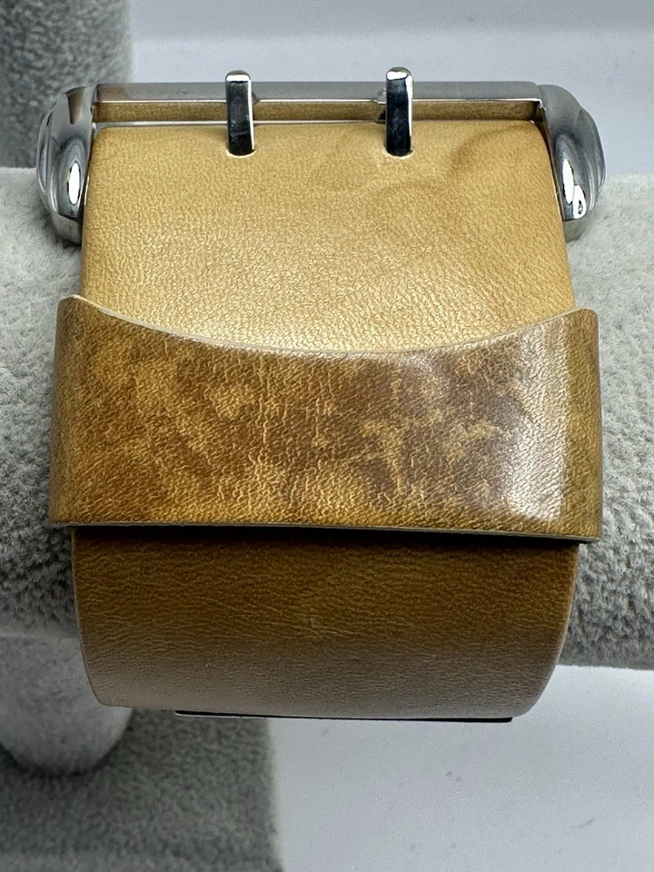 Kenneth Cole RK5035 Reloj Digital Hombre Batería Nueva 38MM 7.25" Cuero Grueso U3 Foto 3 de 4