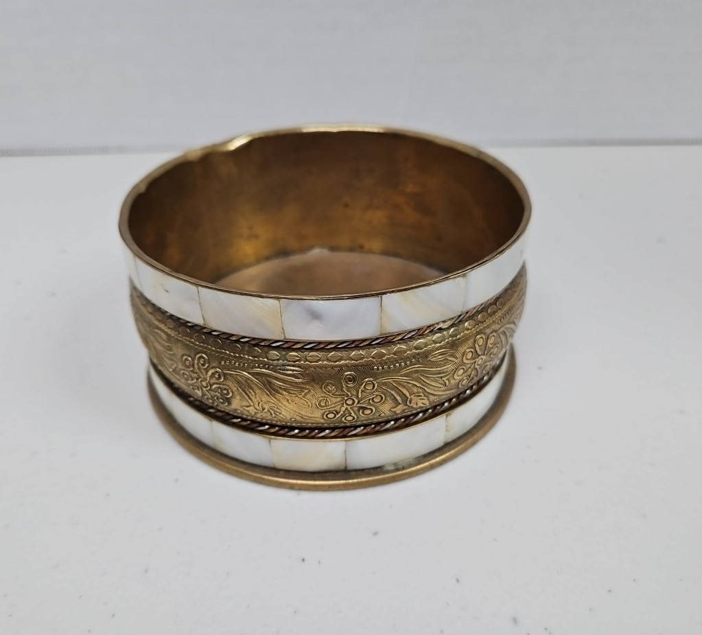 Vintage Brass and Mother Of Pearl Floral Design Trinket Box Dish