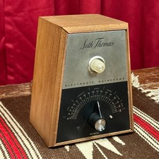 Vintage 1960s Seth Thomas Model E962-000 Electronic Metronome