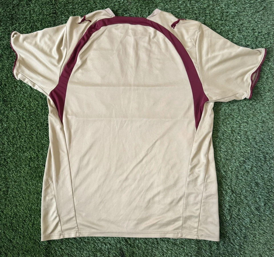 VFB STUTTGART VINTAGE 2006/07 PUMA ALTERNATE THIRD SOCCER JERSEY MENS MEDIUM - Image 2 of 4