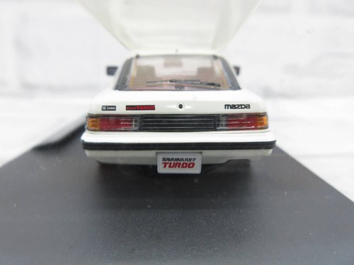 1:43 Epoch MTECH Mazda Savanna RX-7 White Model Car - Picture 4 of 6