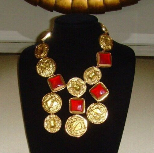 Kenneth J Lane (KJL) Statement Bib Necklace Gold-… - image 11