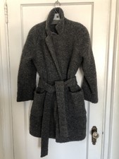 Ganni Boucle Coat Charcoal Size 36 Belted Fits S-m Great Classic Grey Coat