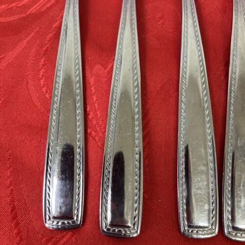 Reed & Barton "Tavern" 18/10 4 Salad Forks Stainless Steel Flatware - Picture 2 of 4
