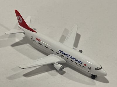 2 1:500 Herpa Turkish Airlines Airways Boeing 737 400 Scale Model