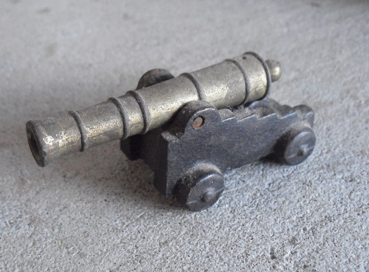 Vintage Penncraft USA Small Cast Iron Brass Toy Civil War Cannon 3