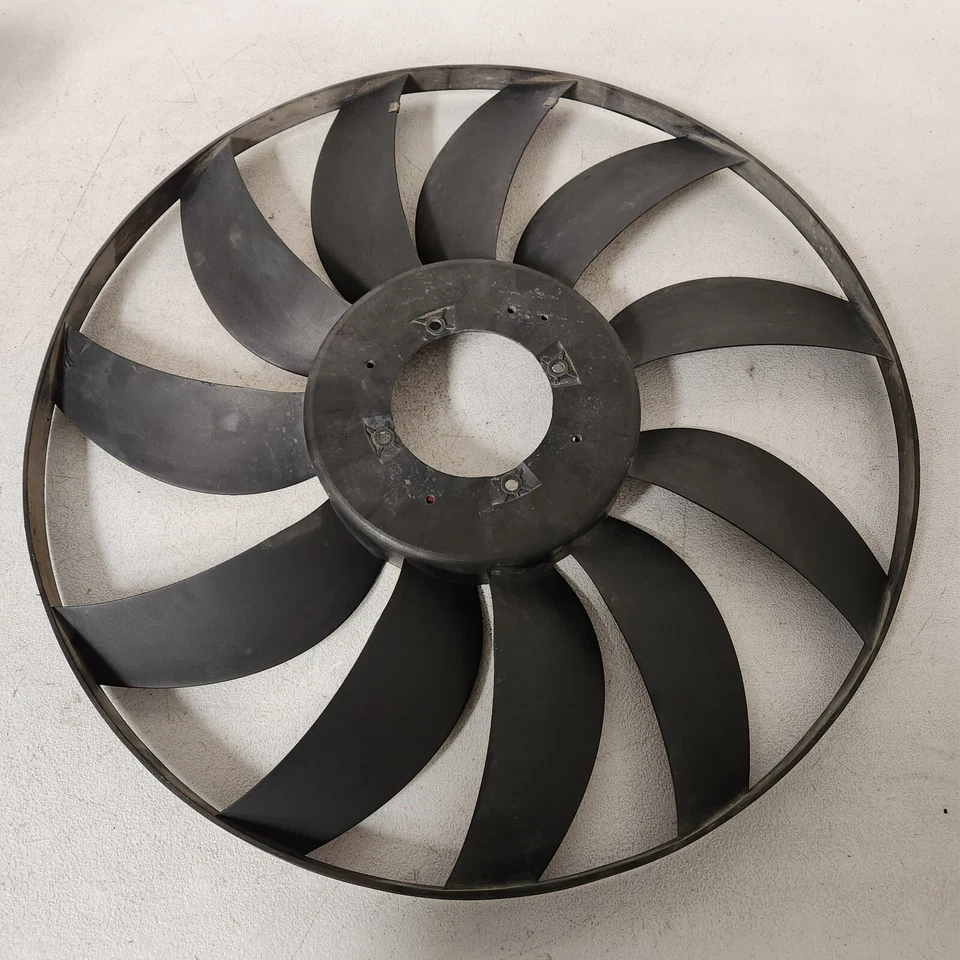 Ventilador radiador refrigeración motor Mercedes-Benz GL450 07-12 OEM 1645000093 Foto 2 de 4