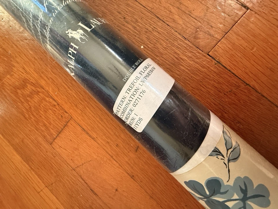 Ralph Lauren Trefoil Floral Wallpaper 11 Yds LWP68584W 0271176 - Image 3 of 3