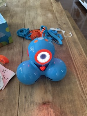 Wonder Workshop DA01 Dash Robot - Blue Tested And Working With Extras + Box