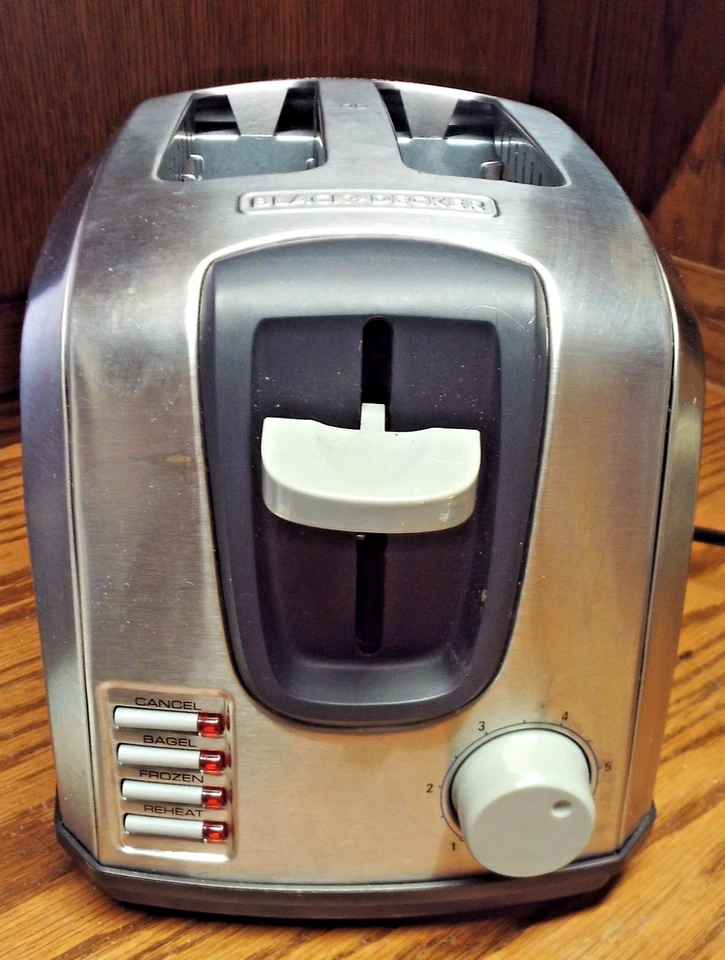 Black & Decker Brushed Stainless Steel 2-Slice Toaster T2707S  High Quality  304 - Image 2 of 4