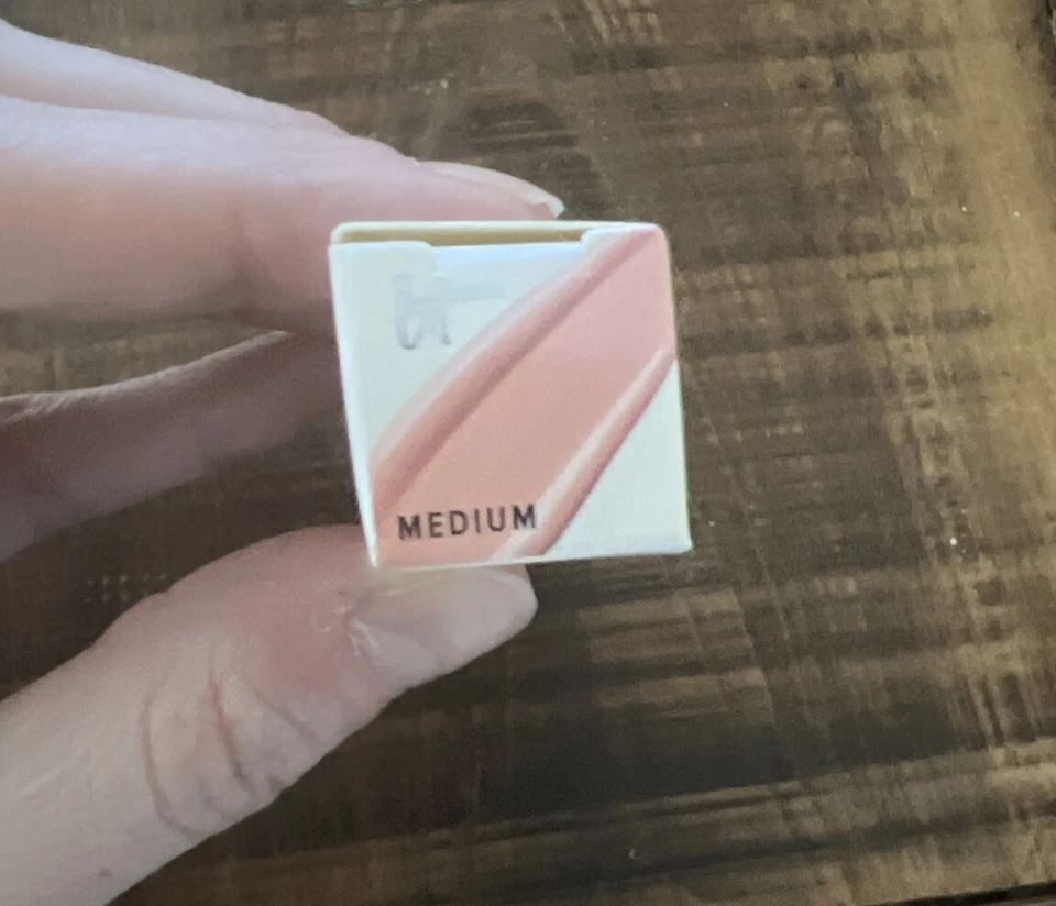 IT Cosmetics Bye Bye Under Eye Anti-Aging Concealer, 0.17 fl oz - Medium NEW - Image 2 of 2