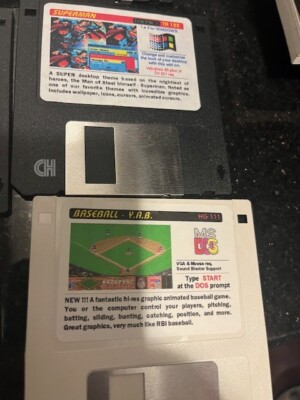 HUGE LOT of  3.5'' Disc Computer shareware Quake Superman Star Wars Red Alert
