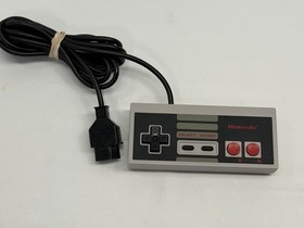 Nintendo NES Console Bundle With Controller & Game NES-001 Tested Working