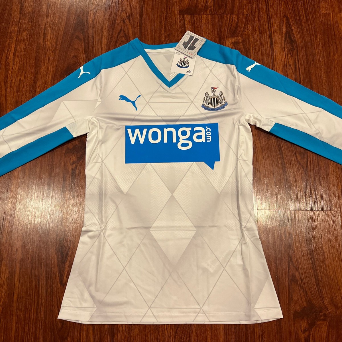 15-16 Men's Puma Newcastle Player ACTV Fit Long Sleeve Hawaiian