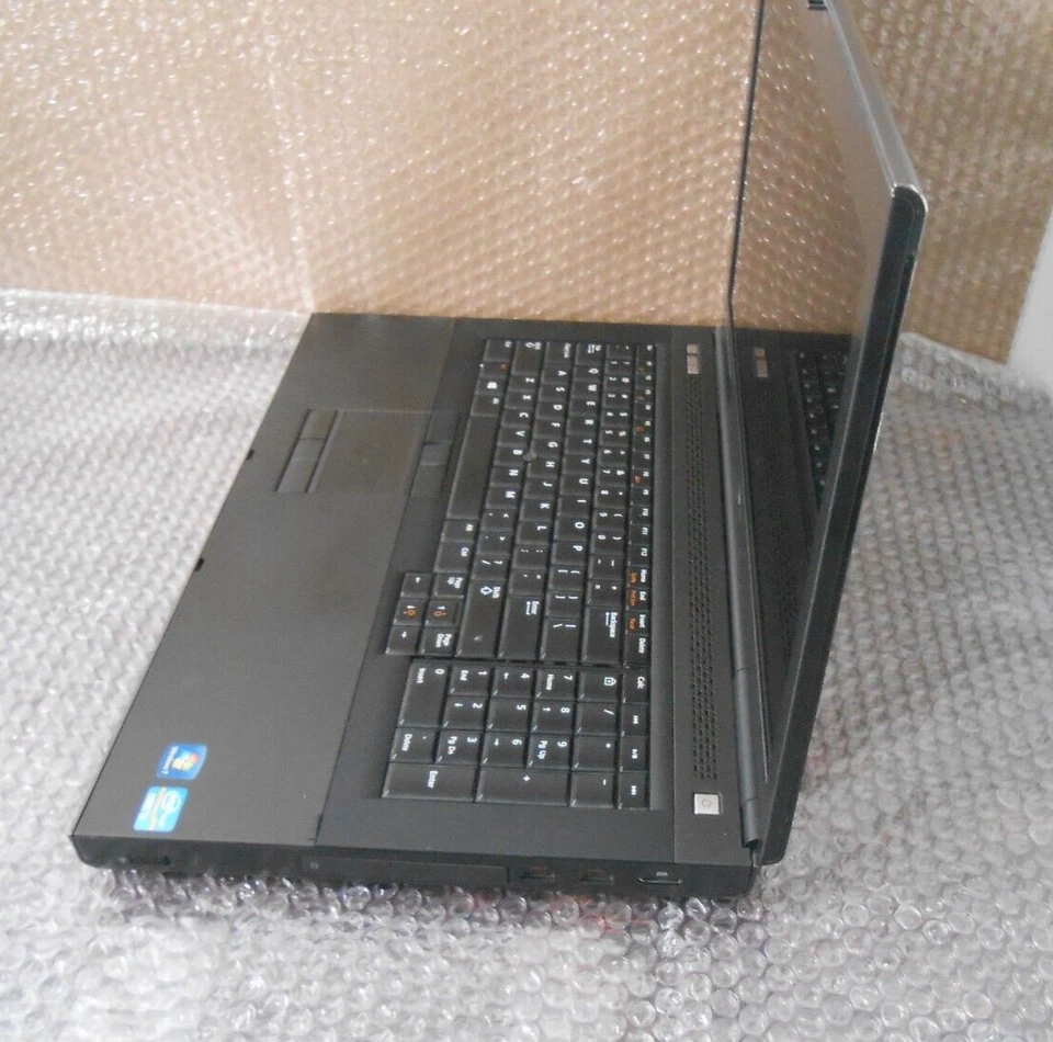 Dell Precision Laptop M6700 Intel Core i5 3rd Gen. 16GB RAM 256GB SSD - Image 4 of 4