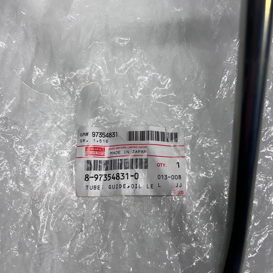 Guía de tubo medidor de nivel de aceite varilla de medición genuina ISUZU NPR NQR 4HE1 4HK1 8973548310 Foto 4 de 4