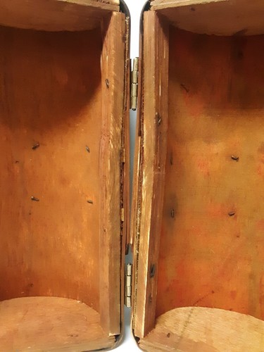 Bamboo Purse, Brown and Brass With Latch Clasp - Picture 8 of 10