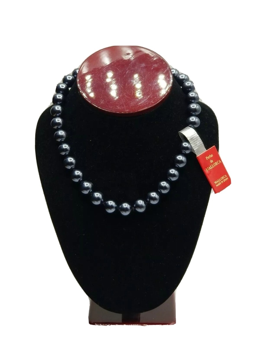 ★PEARLY MORE★ black rose string necklace Crystal Necklace - Black String Wrapped - Rose Quartz