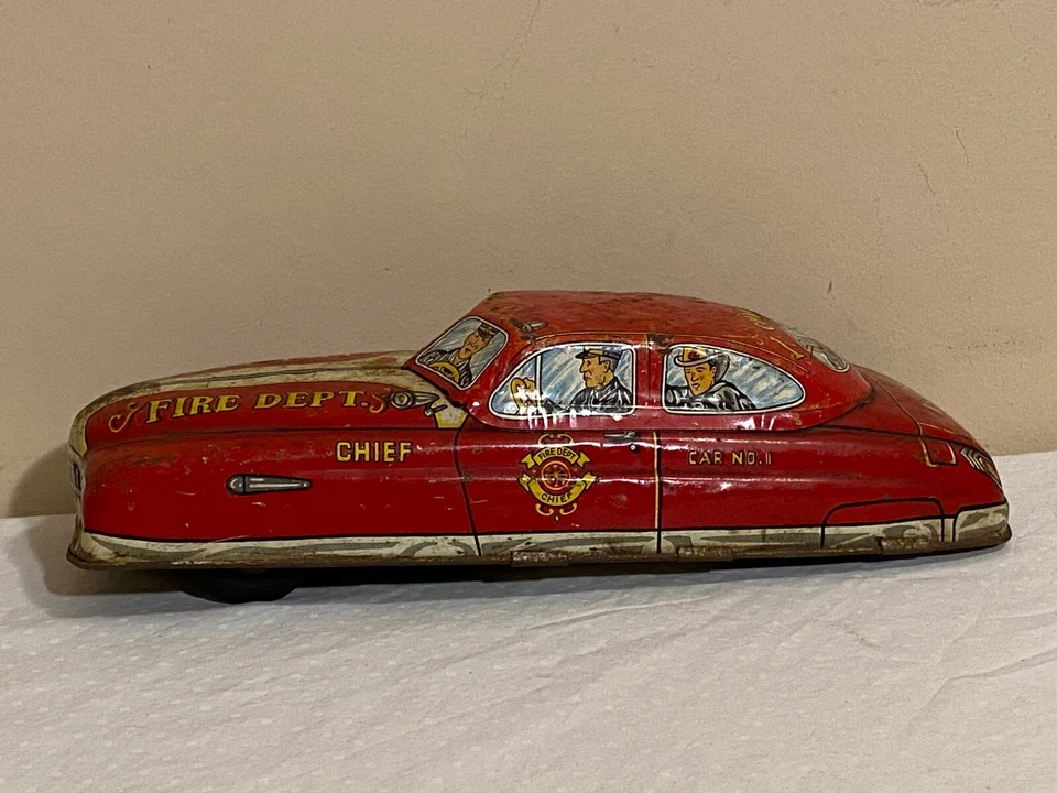 Coche del Departamento de Bomberos de hojalata Louis Marx ac-84 Foto 2 de 4