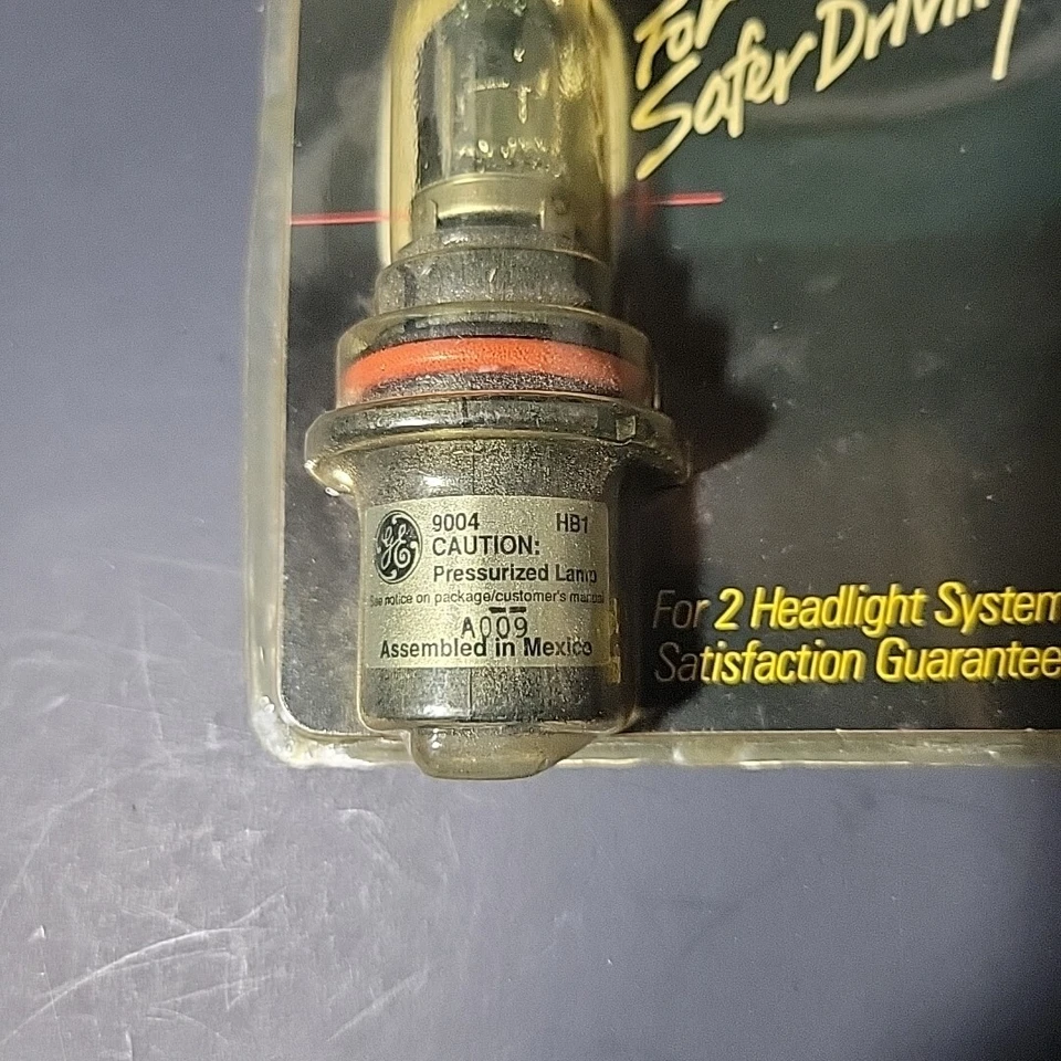 Bombilla halógena de repuesto para faros General Electric 9004 haz alto/bajo Foto 2 de 4