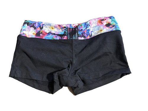 California Kisses Dance Shorts Sz child XL Black dance wear floral
