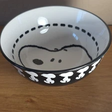 Peanuts Snoopy Silhouette Tidbit Bowl Dish Candy Trinket Dessert Snack 