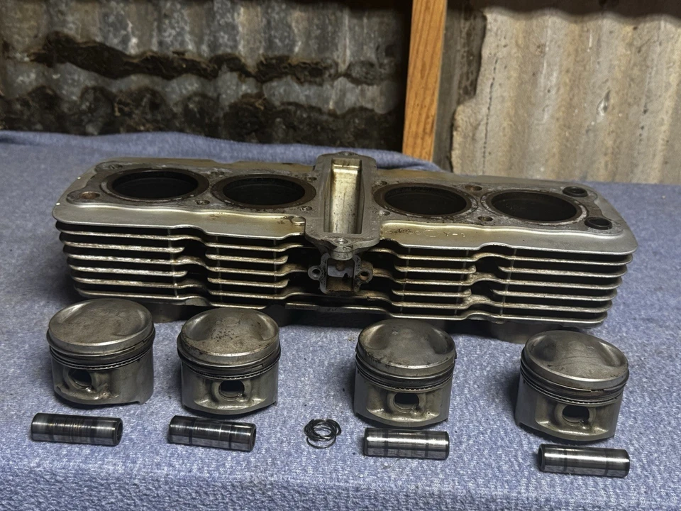 1981 Yamaha XJ650RJ XJ650 XJ 650 OEM Cylinder Barrel Jug With Pistons - Image 4 of 4