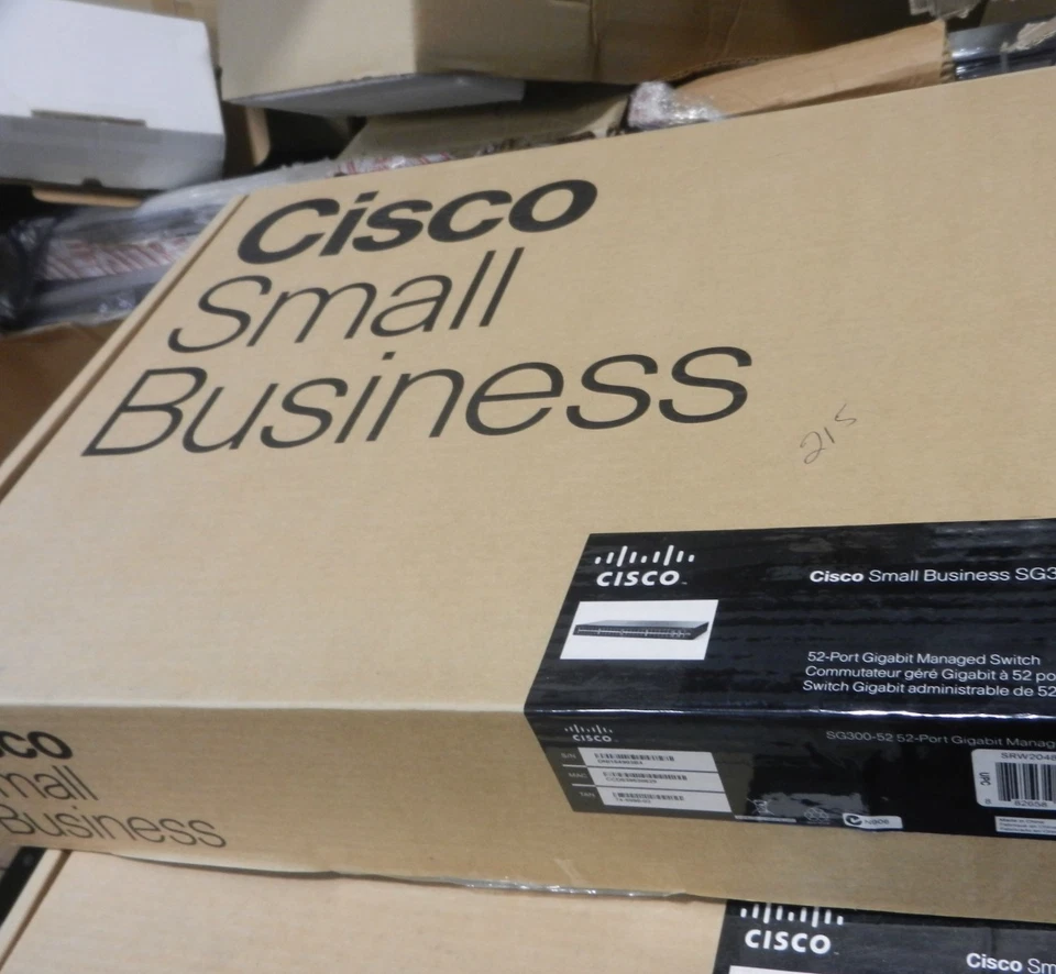 Conmutador administrado Gigabit de 28 puertos Cisco SG300-28-K9 Foto 2 de 4