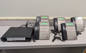 1 NEC DSX-40 Key Telephone System 5 DSX 22B Display telephones