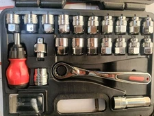 GM Performance 21 PC Mechanic Tools- Past Trough, MM and Standard 