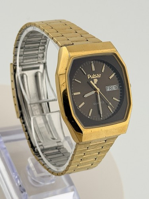 #ad #ad Vintage Pulsar Quartz Gold Tone Rectangular Day Date Watch – Runs $75.50