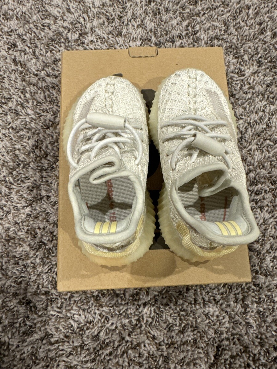 yeezy boost 350 v2 infants light