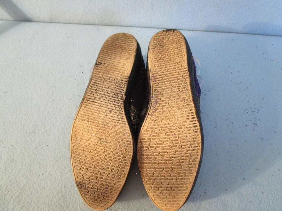 ZAPATILLAS DEPORTIVAS MORADAS Y NEGRAS BRILLANTES MUJER TALLA 7 Tenis Disfraz Halloween Foto 4 de 4