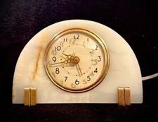 Seth Thomas Onyx & Brass Art Deco Electric Desk/Mantle Clock