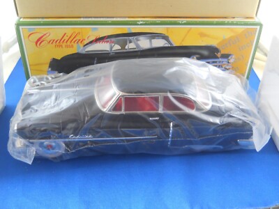 Fifties 1950 Cadillac Sedan Friction Tin Car Japan Vintage