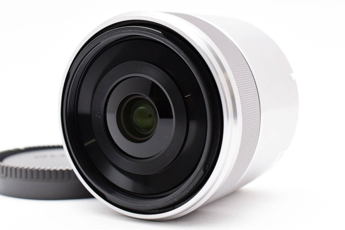SONY Sony E 30mm F3.5 MACRO SEL30M35 Silver Box FR Cap SONY Sony E 30mm F3.5 MACRO SEL30M35 Silver Box FR Cap
