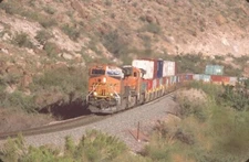 BNSF 7929 ES44C4 STACK KINGMAN CANYON AZ ORIGINAL SLIDE 09-25-16 T9-14