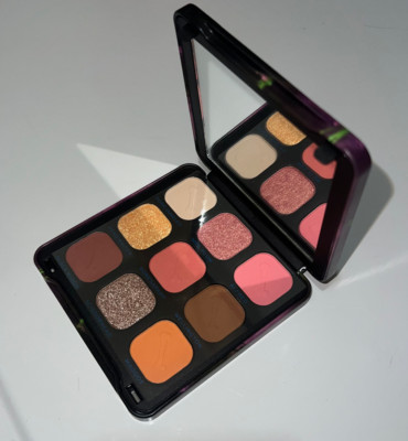 Corpse Bride X Revolution-Grave Misunderstanding Eyeshadow Palette NEW!