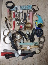 watches lot used Parts Repair Vintage Garmin Citizen Geneva Timex Quartz ENESCO 