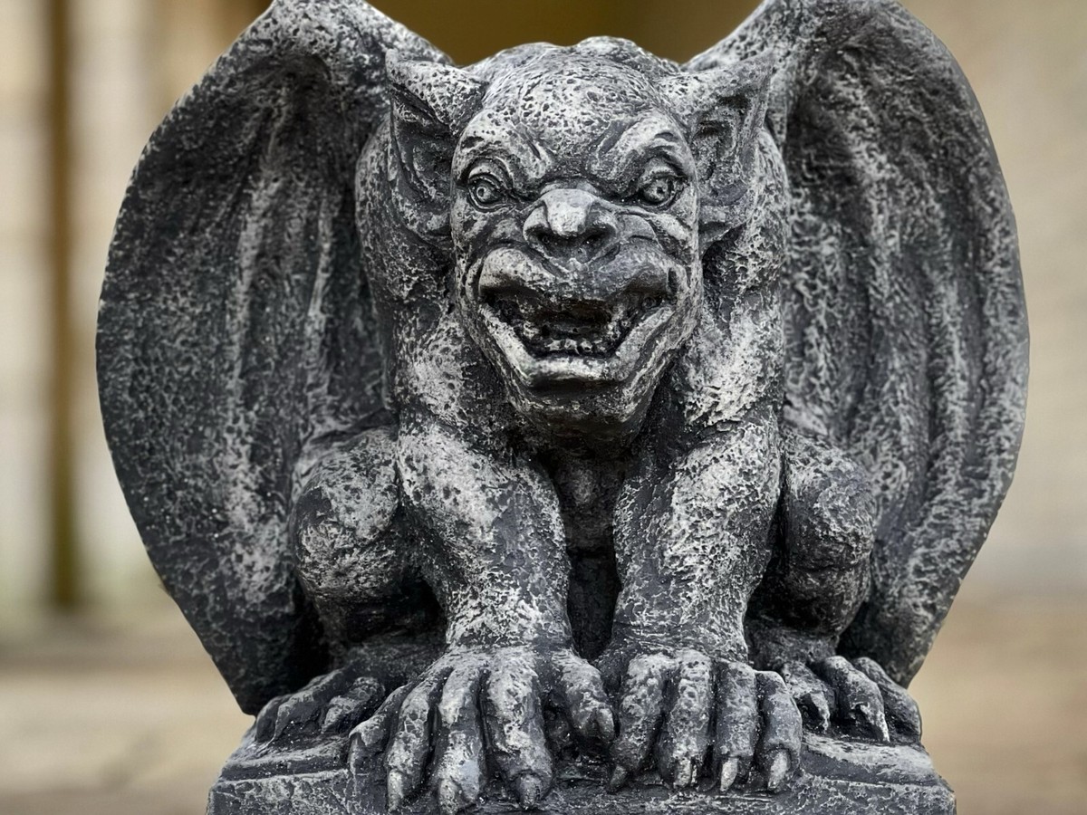 Concrete large gargoyle statue Massive gargoyle figurine