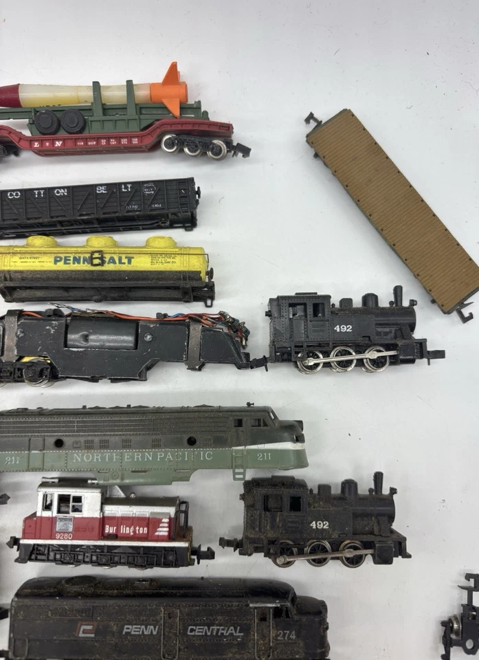 N Scale Train Lot Trix Bachmann Rapido Vintage Engine Locomotive Missile Tender - Image 4 of 4